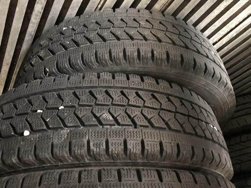 ☆トラック用スタッドレス6本セット☆【BS 205/75R16 113/111L】