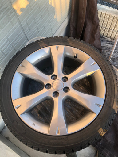 スバルホイール付きスタッドレス美品✨