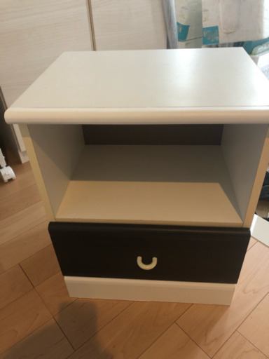 値下げ  サイドテーブル  棚