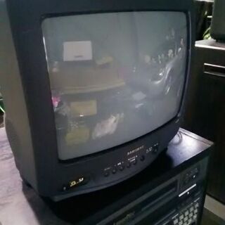 サムスン・14型ブラウン管カラーテレビ