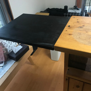 カウンターテーブル&チェアの画像