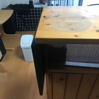 カウンターテーブル&チェアの画像