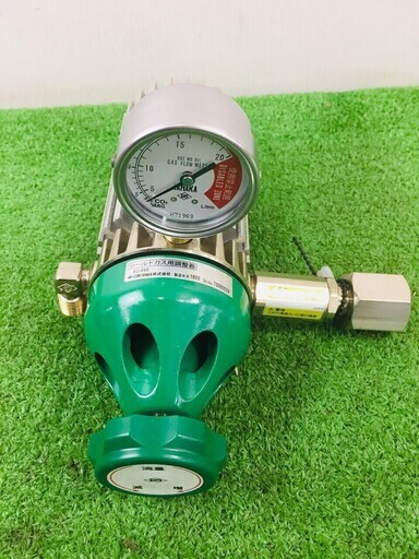 日酸TANAKA　炭酸ガス・MAGガス用 ヒータレス圧力調整器 AU-888【リライズ野田愛宕店】【店頭引取限定】【中古品】１点限り早い者勝ち！