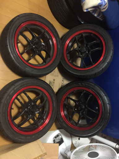 希少なエンケイホイール5.5jで07ネオバ付きでカッコいいです！14インチで軽などにぴったりです！