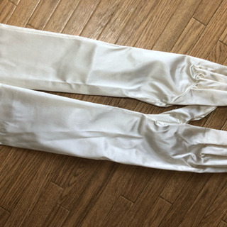 ウエディングドレス用手袋の画像