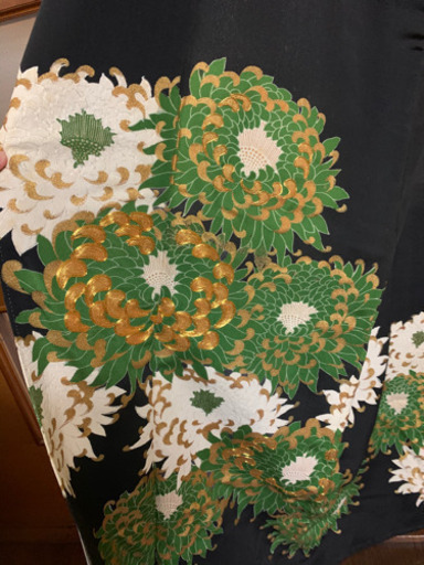 着物　菊模様　金糸使用