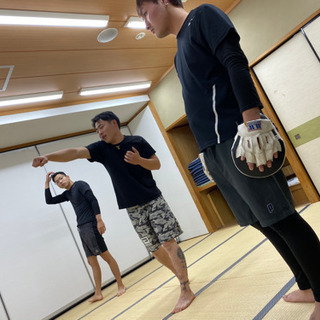 格闘技興味ある方！
