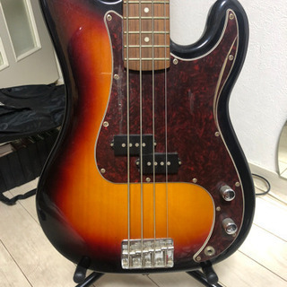 PhotoGenic エレキベース　中古の画像