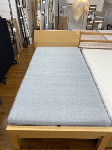 【トレファク 南浦和店】カリモク　シングルベッド