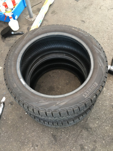 値引☆ピレリ スタッドレス 245/45R17 ほぼ新品 4本セット　2016年製