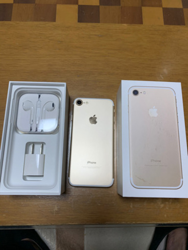 l iPhone7  ゴールド １２８GB