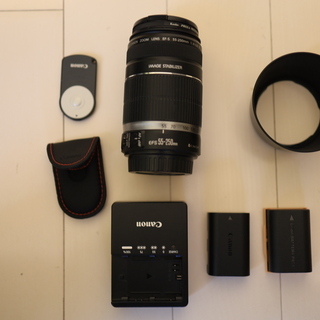 値下げ　美品　EOS70D　付属品多数の画像