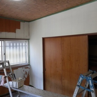室内塗装から大工作業まで小さな作業にもお応えします。 - 地元のお店