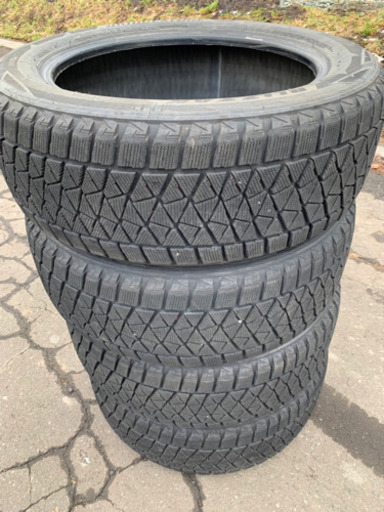 2014年製ブリジストン ブリザック  DM V2  6部山