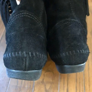 ミネトンカ MINNETONKA スタッズ フリンジブーツ ハイカット 美品の画像