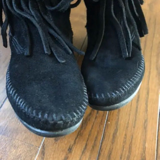 ミネトンカ MINNETONKA スタッズ フリンジブーツ ハイカット 美品の画像