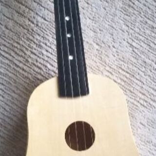 おもちゃのウクレレの画像