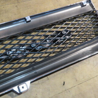 三菱 キャンターカスタム 純正 フロントグリル 未使用品 自動車部品 札幌発 の画像