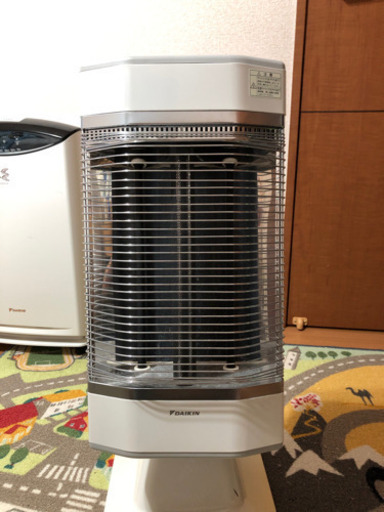 DAIKIN 遠赤外線ヒーター