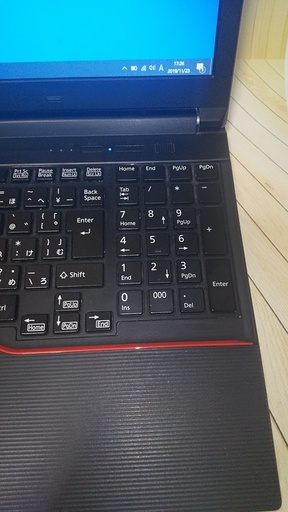 2015年製造モデル 高性能第4世代Corei5 富士通 メモリ4G　HDD大容量500G テンキー Bluetooth wifi対応