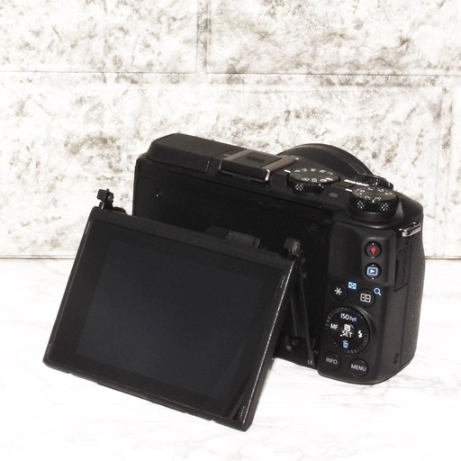 ★＆極上品＆手振れ補正＆SD付＆自撮り＆スマホ転送★キャノン M3 レンズキット