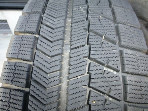 売ります　ブリザックＶＲＸ 185/65R14 4穴PCD100 +45　5.5J　ブリジストンTOPRUN　4本セット 