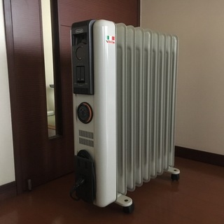 【受け取りにお越しいただける方限定】デロンギ オイルヒーター