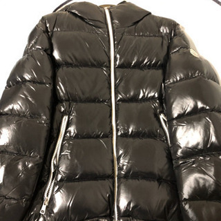 モンクレール（MONCLER）ダウンジャケットの画像