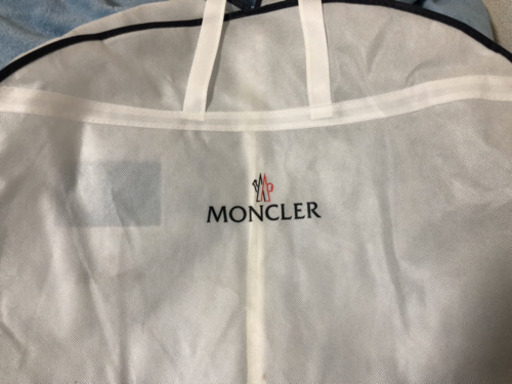 モンクレール（MONCLER）ダウンジャケット