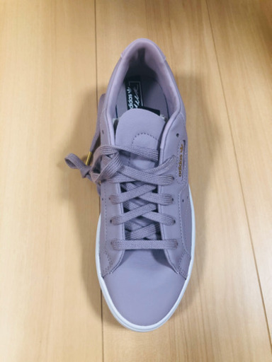 adidas SLEEK W 24.0cm EE8277 新品