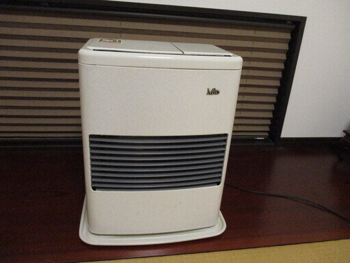 お値下げしました。【中古】三菱石油ファンヒータ(KD-245V)です。
