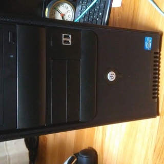 (最終処分値下げ）Windows10 64bit搭載　デスクトッ...