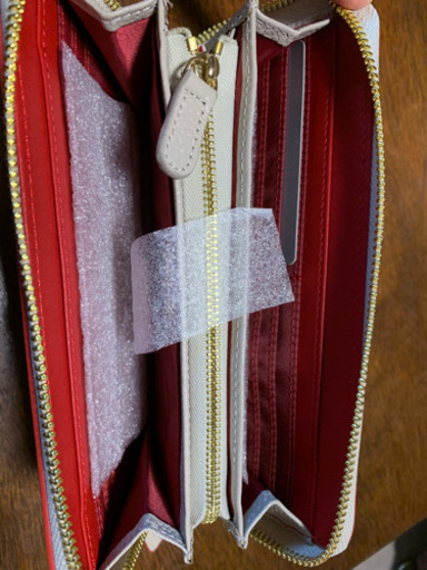 新品　ヴィヴィアンウエストウッド　長財布　プレゼントに最適