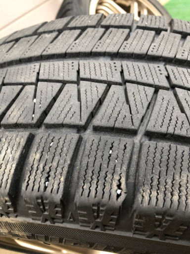 スタッドレスタイヤ　215/55R17 4本