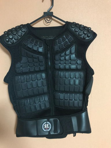 スノーボード　プロテクター