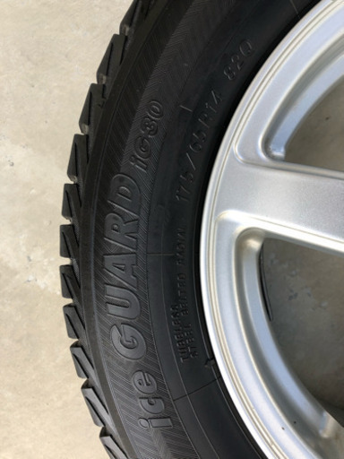  175/65 R14 スタッドレスタイヤ アルミ4本セット