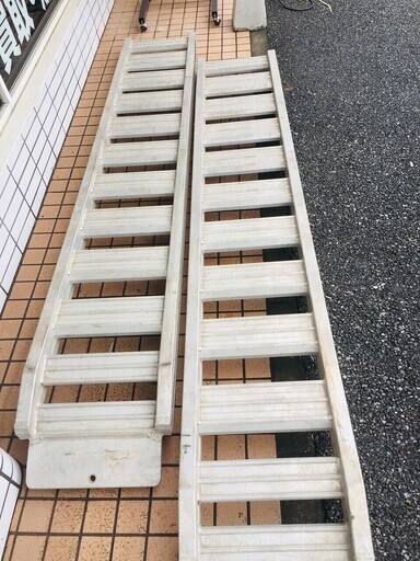 日軽 アルミブリッジ2本セット PXF30-300-40【リライズ野田愛宕店】【店頭引取限定】【中古品】１点限り早い者勝ち！