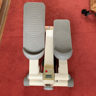 ステッパー　トレーニングマシーンの画像