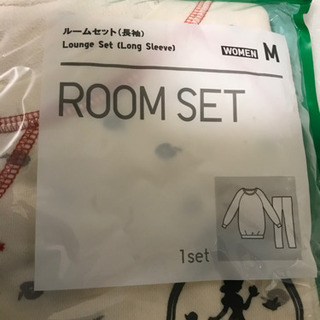 未使用保管品 ユニクロ ルームセット 長袖 上下 Mサイズ ディズニー ドリーム プロジェクト の画像