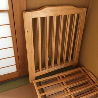 ベビーベッド　の画像