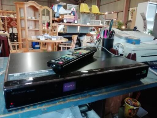 2011年製 SHARP AQUOS  ブルーレイディスクレコーダー