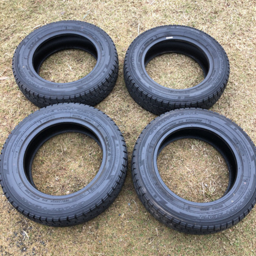 完売御礼 まだまだ使えます☆国産スタッドレス 4本