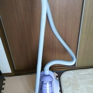 『 取り引き中 』【 掃除機 】 ワンコインセール品！TORNE...