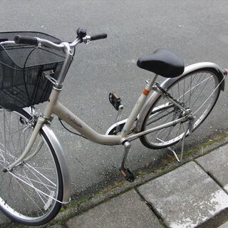 宮田アルミフレーム　２６インチ大変軽いママチャリ★自重１４キロ★新品部品多く使用★自転車整備士が整備の画像