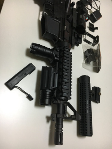 【18禁】エアガン M4-CQB-R 中古品/オプション色々付けてます。