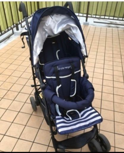 キンダーワゴン　ベビーカー　二人乗りベビーカー