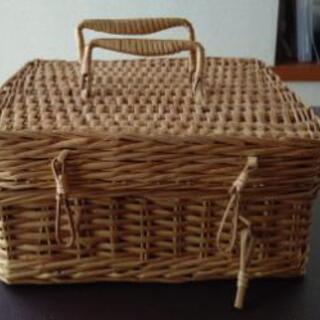 ピクニックバスケット