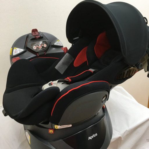 チャイルドシート アップリカ フラディア  アドバンス トイザらス限定モデル ※新生児1歳頃は横向きベッド(フラット)