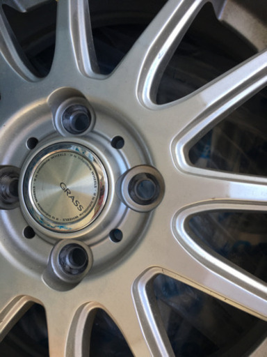 スタッドレスタイヤ　165/65R15