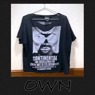 ✨個性派✨OWN✨お洒落✨オウン✨デザイン✨クロップドTシャツ✨
